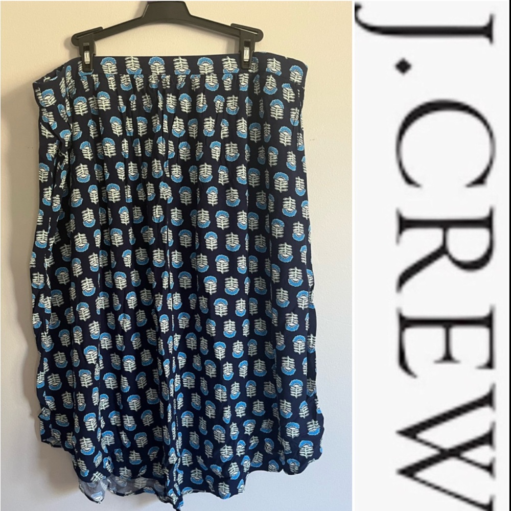J. Crew Blue and White Patterned A-Line Skirt size XXL